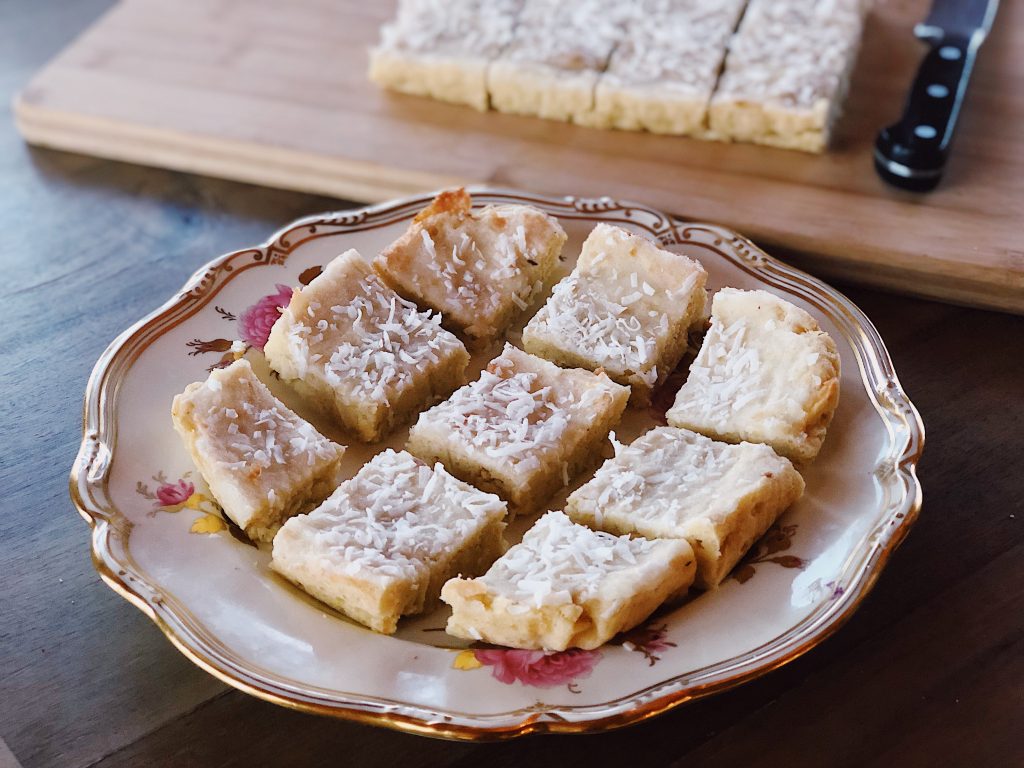 Low Carb Glazed Lemon Dream Bars